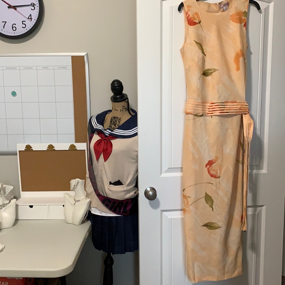 62) 2 FRIENDS Peach Multi-Color Dress Size 10